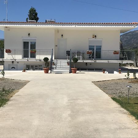 Villa Filoxenia Amarynthos Exteriér fotografie
